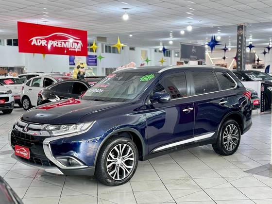 MITSUBISHI OUTLANDER 3.0 GT 4X4 V6 24V GASOLINA 4P AUTOMÁTICO